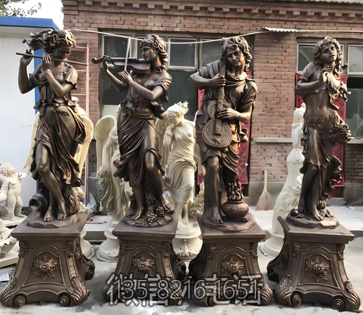 公园吹拉弹唱的西方美女人物博鱼网页版