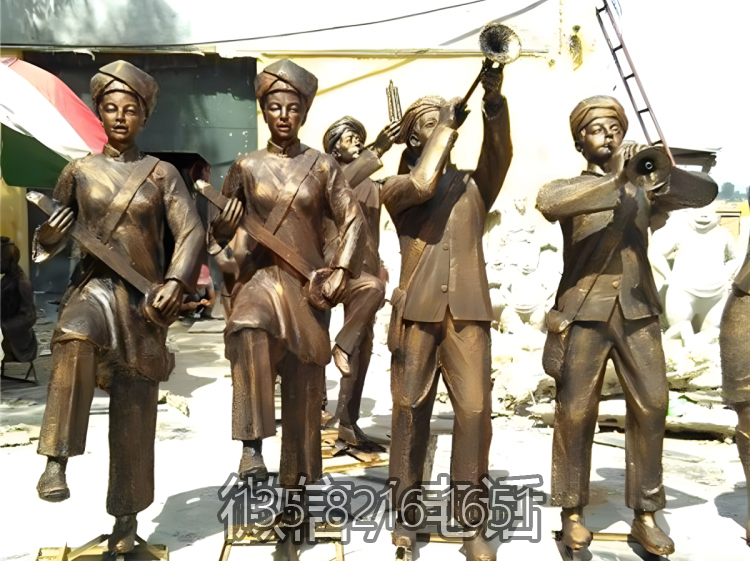 玻璃钢仿铜少数民族演奏乐器的情景人物博鱼网页版