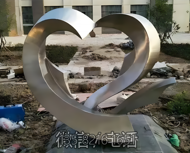 拉丝不锈钢爱心造型飘带