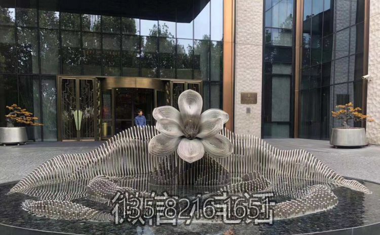 不锈钢假山博鱼网页版水池景装饰抽象立体拉丝花朵山形山峰