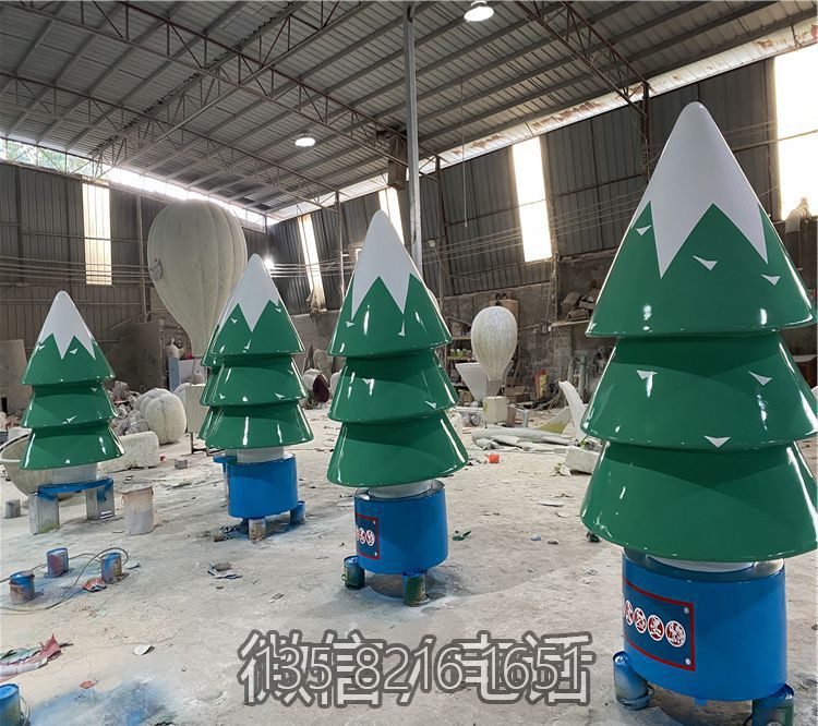 卡通造型玻璃钢松树圣诞树博鱼网页版摆件