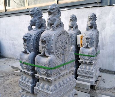 花岗岩狮子抱鼓石门墩