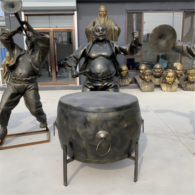 玻璃钢仿铜打鼓的人物博鱼网页版