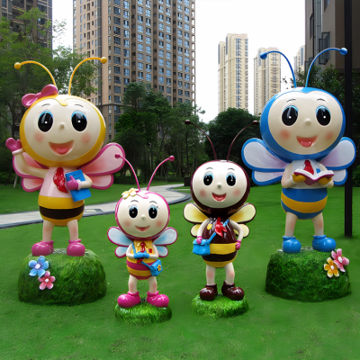 别墅小区玻璃钢卡通彩绘组合景观小品蜜蜂博鱼网页版