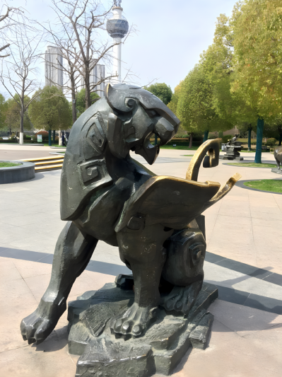 寅虎铸铜十二生肖动物铜雕