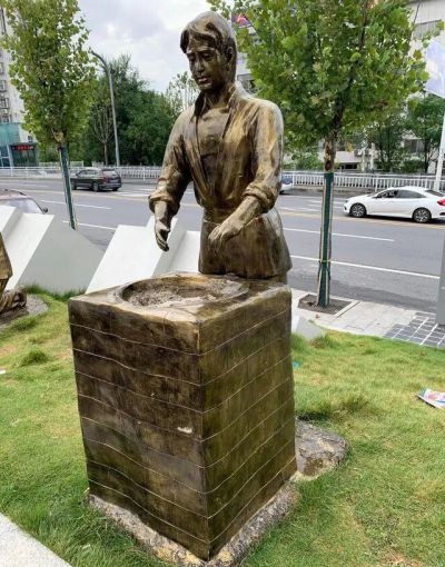 城市街道玻璃钢炒茶的制茶人物博鱼网页版