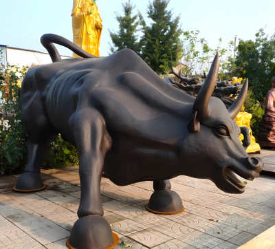 街道路边大型动物装饰落地摆件定制玻璃钢铸铜华尔街牛博鱼网页版