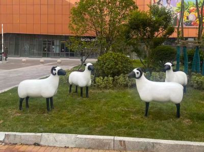 玻璃钢肖恩羊草坪动物博鱼网页版