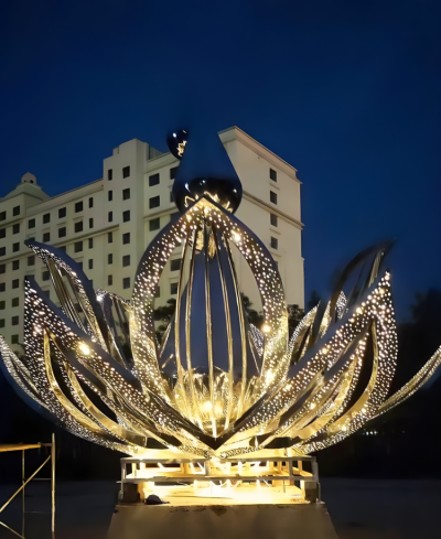 镂空发光不锈钢抽象荷花博鱼网页版