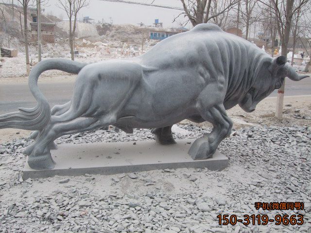 青石斗牛石雕博鱼网页版