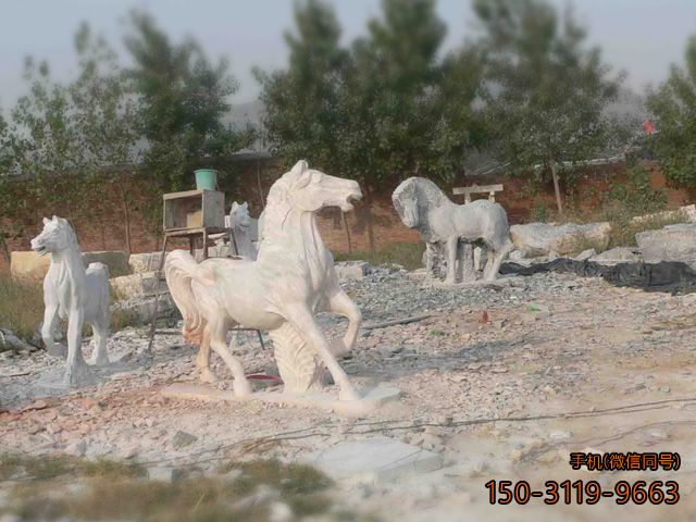 石雕马群博鱼网页版